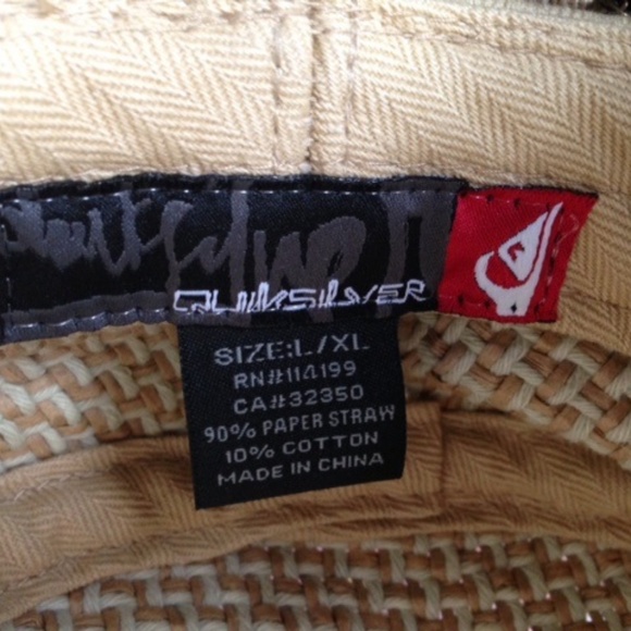 Beige cap with patterns - Picture 4 of 4